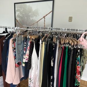 NWT House of Harlow Pink Balzer M